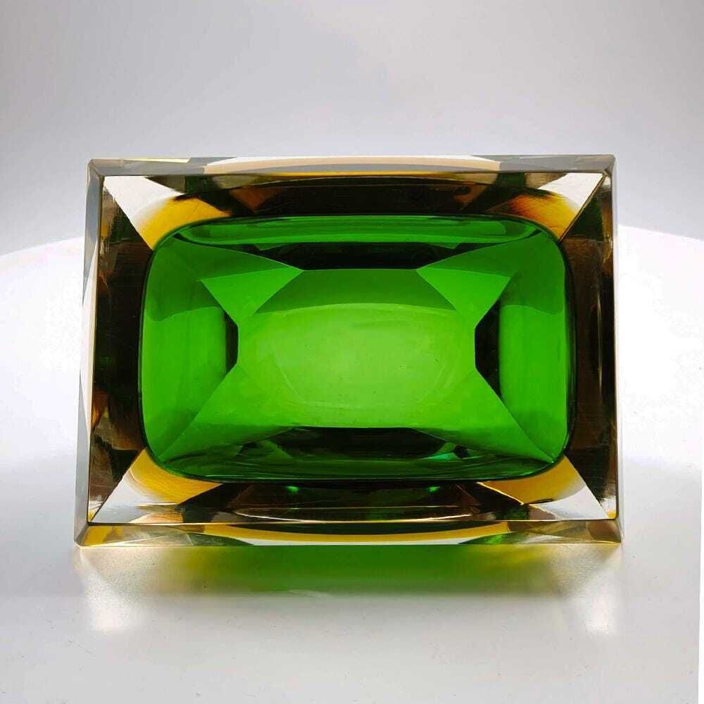 Rechthoekige veelzijdige asbak of opvangschaal in Murano-glas door Flavio Poli voor Seguso, jaren 1960. Made In Italy. photo buy