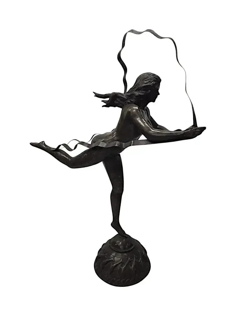Levensgrote art deco bronzen figuratieve sculptuur, 20e eeuw, voorstellende de Griekse mythologische figuur 'Atalanta' photo buy