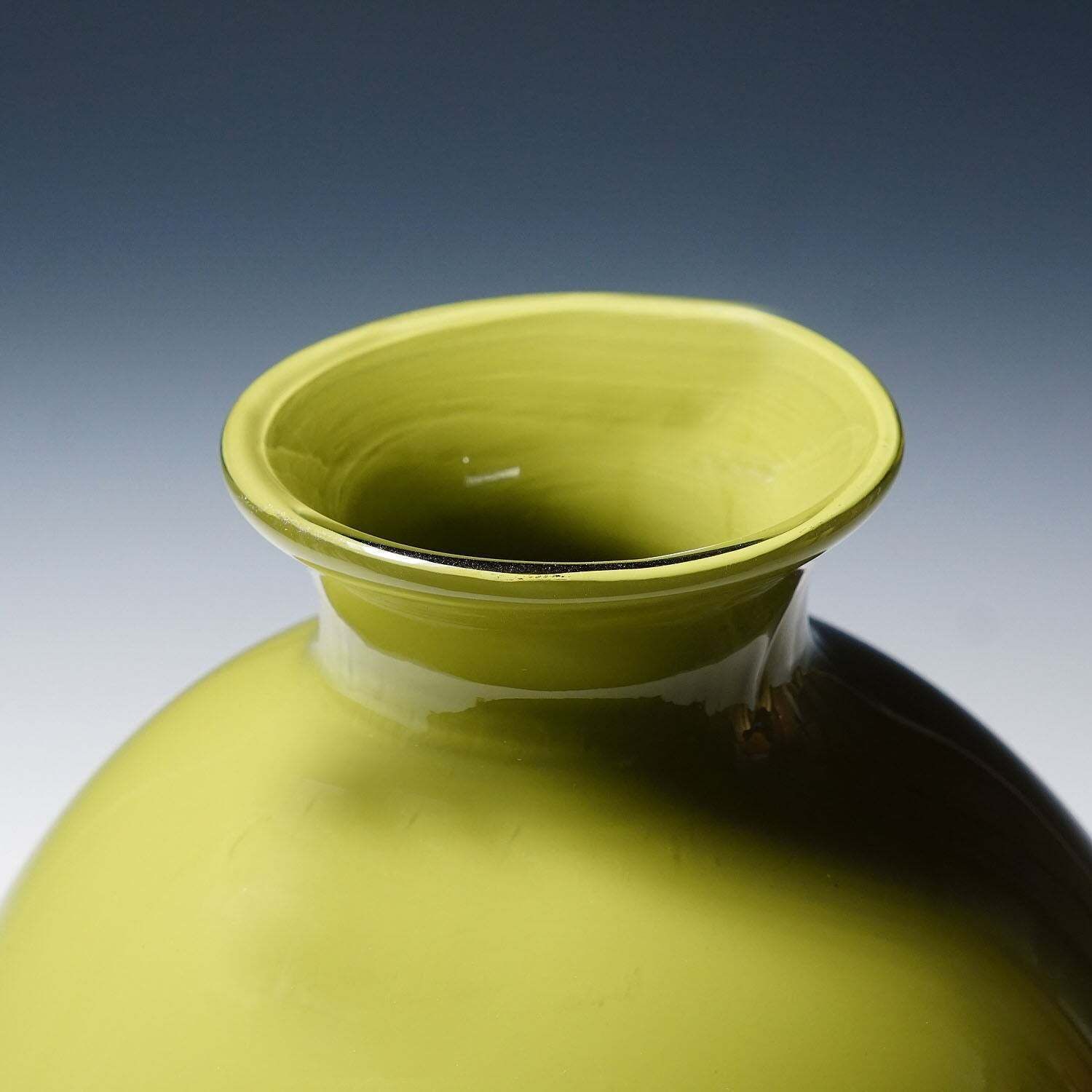 Grote Cenedese kunstglazen vaas in appelgroen, ca. jaren 1970 photo Woonaccessoires