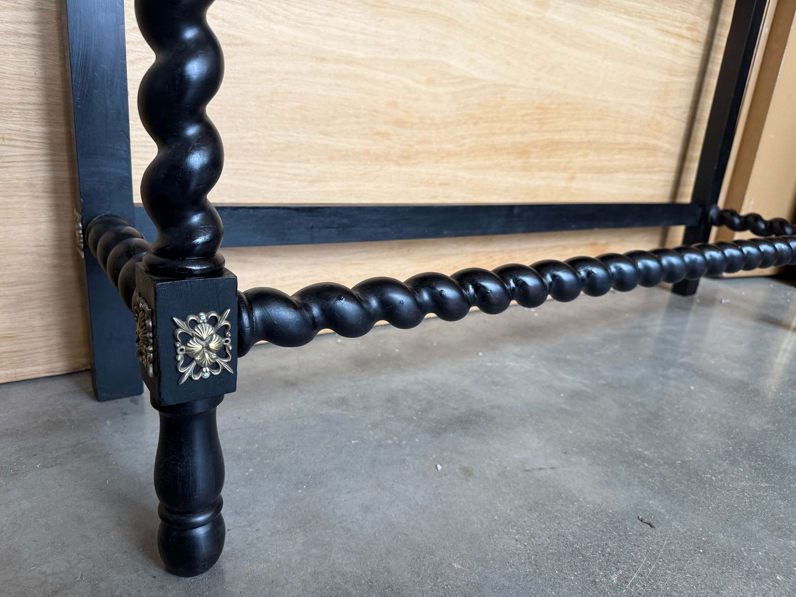 photo vintage Italian Baroque Style Architectural Cabinet On Ebonized Barley Twist Stand