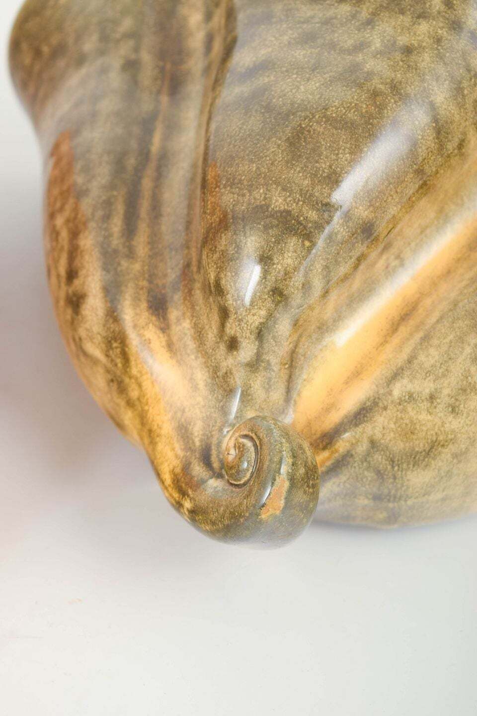 Kähler, Danemark. Deux pots à herbes muraux en céramique, années 1930. photo for sale