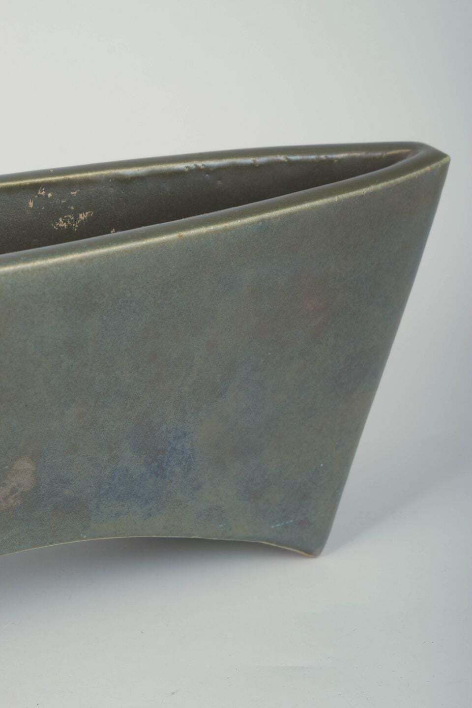 Vase Mobach, Holland, en grès, forme asymétrique, années 1970 photo for sale