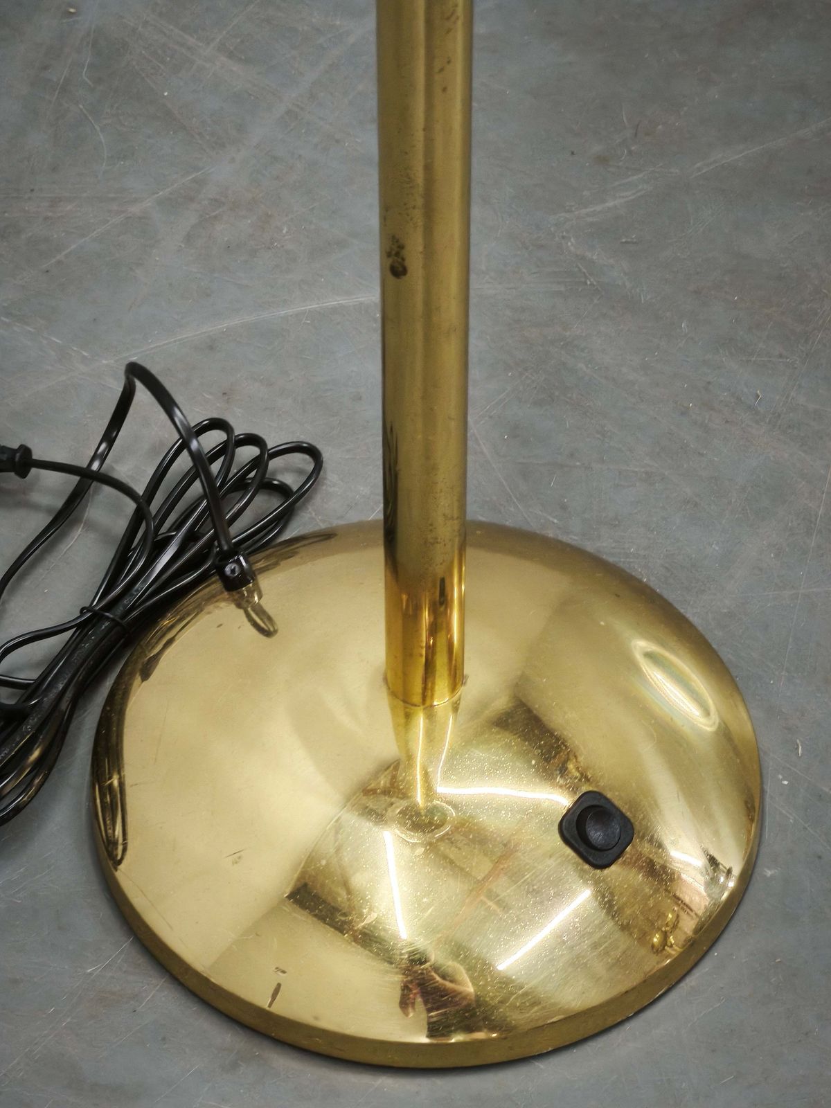 1970s Kamenicky Senov Bubble Glass And Brass Floor Lamp photo vinterior