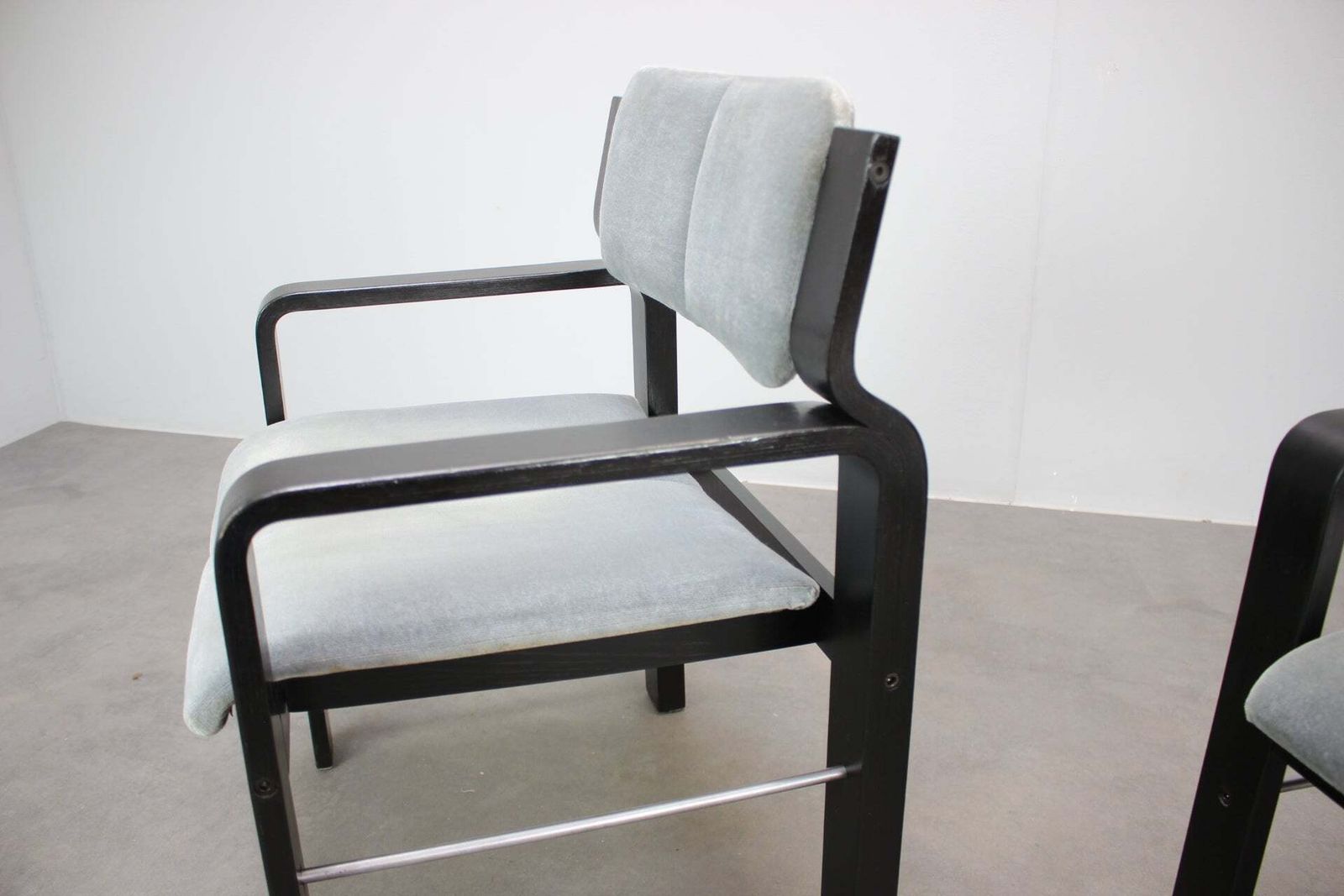 photo vinterior Fauteuil Ludvik Volak, Dřevopodnik Holešov, Tchécoslovaquie, 1989