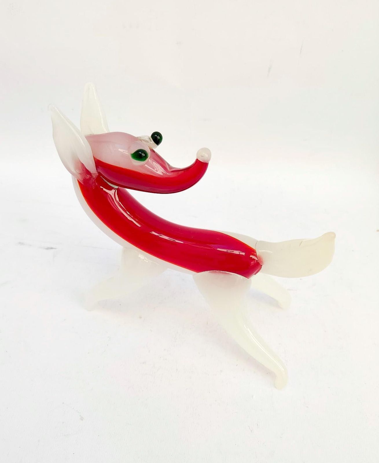 Figurine renard en verre de Murano, blanc laiteux et rouge, design italien vintage photo for sale