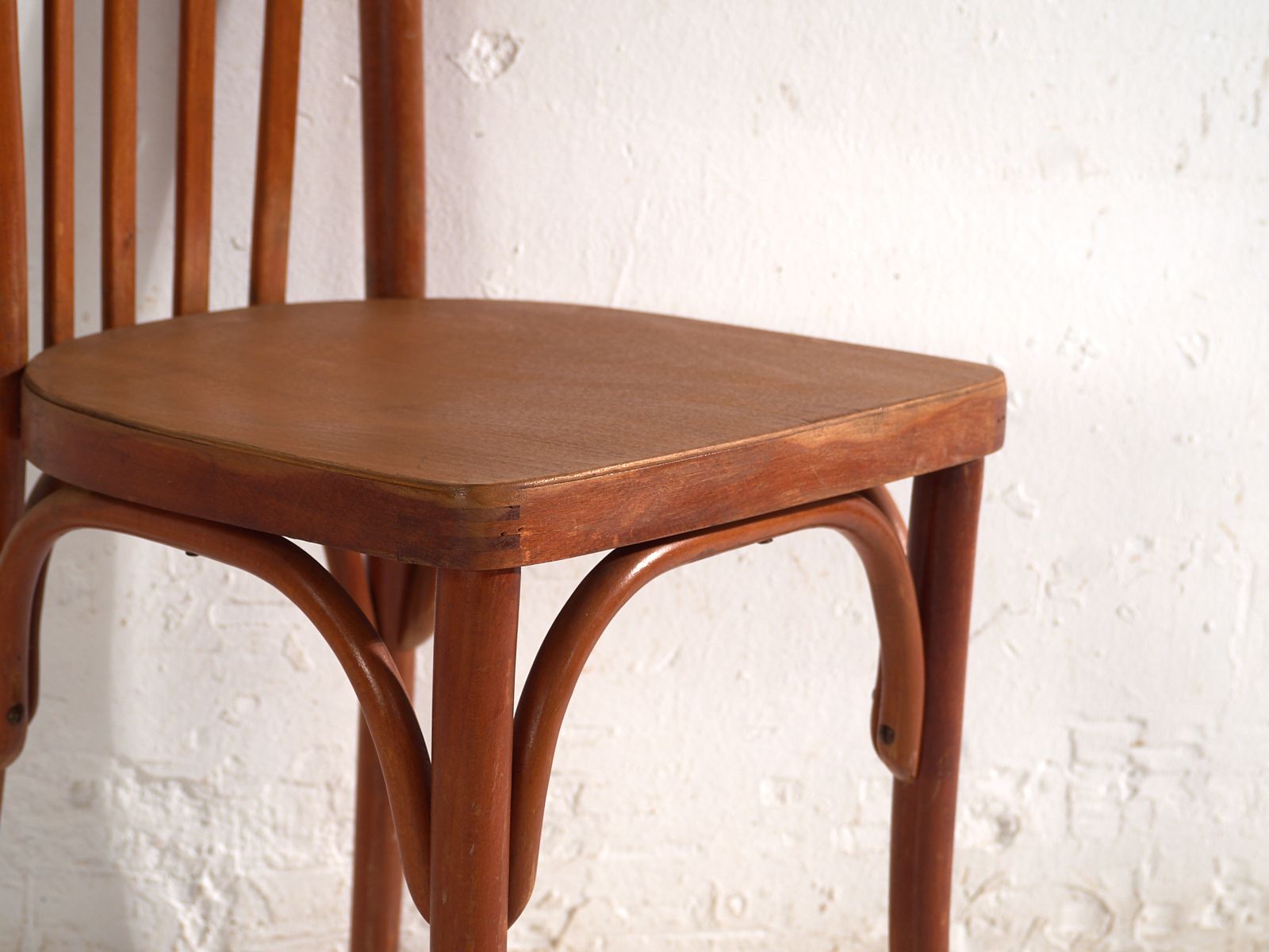 Chaises d'époque de style Thonet en bois courbé - Europe centrale, vers 1930 - lot de 4 pièces n° 7 photo 830.0