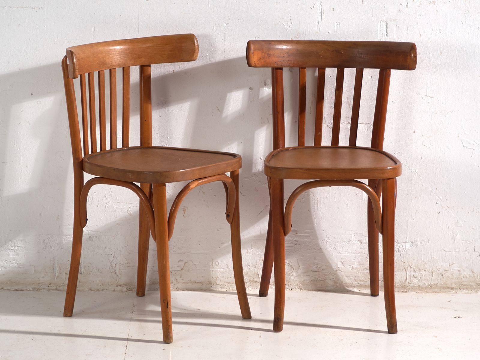 Chaises d'époque de style Thonet en bois courbé - Europe centrale, vers 1930 #4 photo vinterior