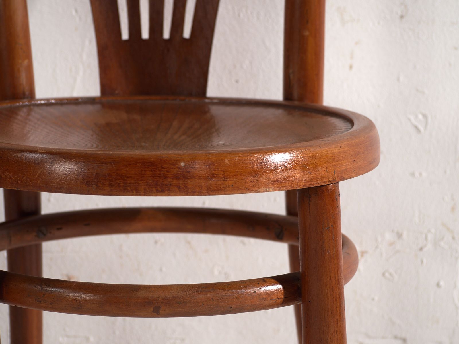 Chaises d'époque de style Thonet en bois courbé, Hongrie, vers 1960 #7 photo buy