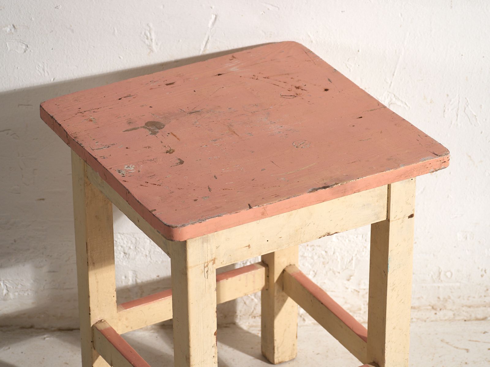 photo furniture Tables de chevet d'époque en bois de pin, Europe centrale, vers 1940 #16