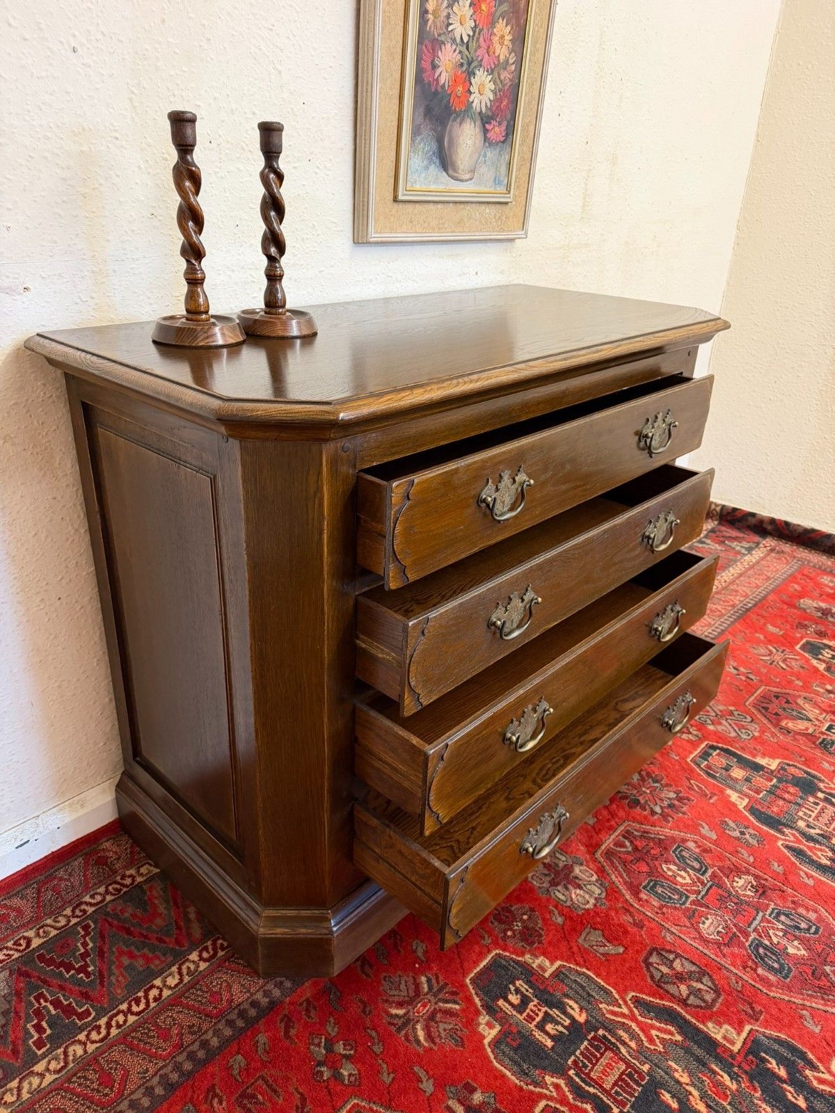 Outstanding Quality Oak Chest Of Four Drawers photo vinterior