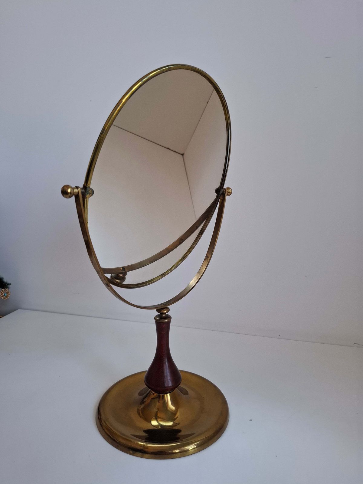 photo buy Miroir de table pivotant mid-century en laiton et bois, Tchécoslovaquie, années 1960