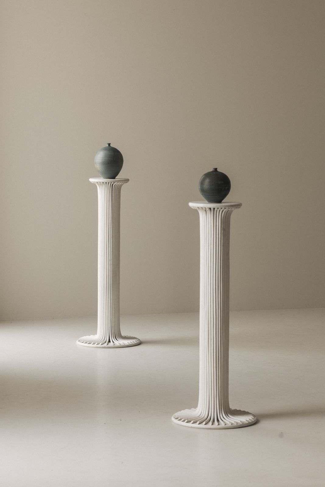 Stel Sculpturale Bamboe Sokkels uit Italië, ca. jaren 1960 photo furniture