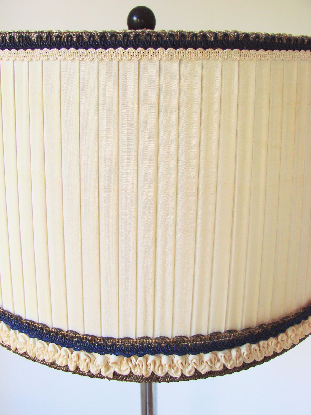 Art Deco Vloerlamp, jaren 1930, Vernikkeld Staal photo vinterior