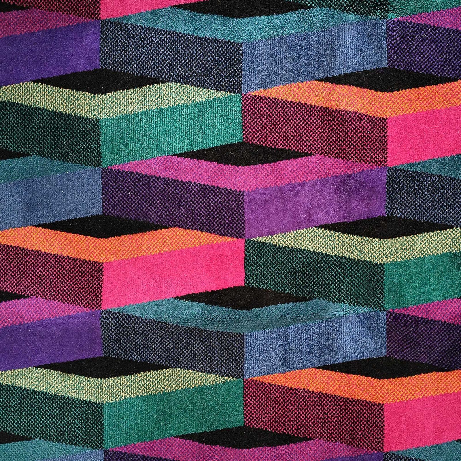 Stunning 1980s Italian Post Modern Wool Rug By Missoni For T&J Vestor. photo vinterior