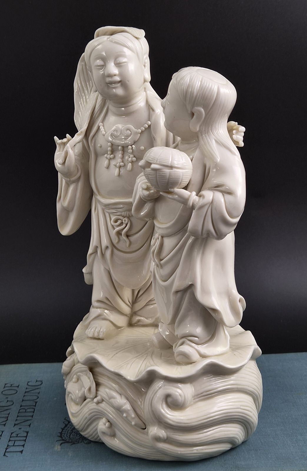 Uitzonderlijke Qing-dynastie Dehua Blanc de Chine Hehe Erxian figurengroep photo Kunst