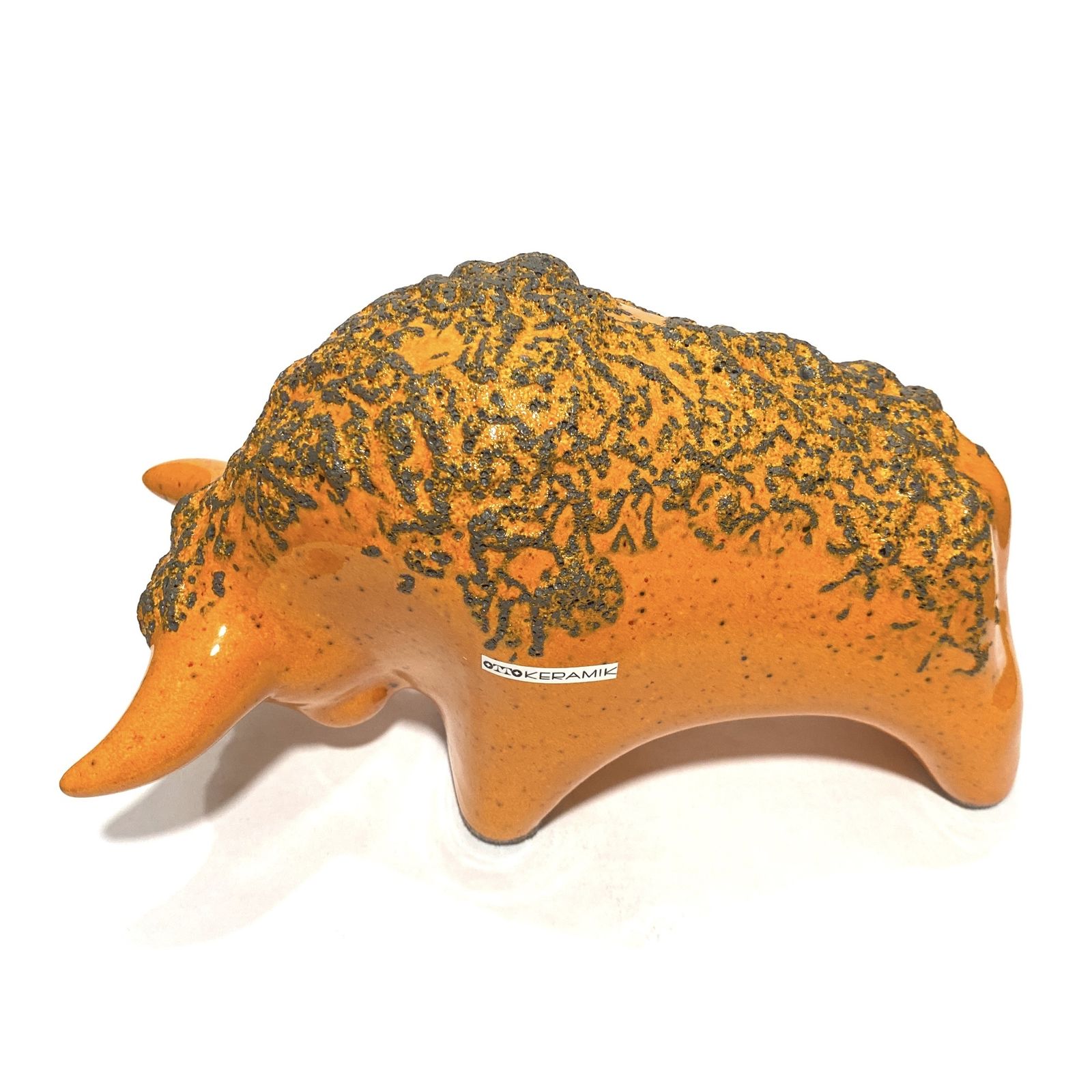 Otto Keramik stier in oranje fat lava glazuur, West German Pottery stijl sculptuur photo for sale