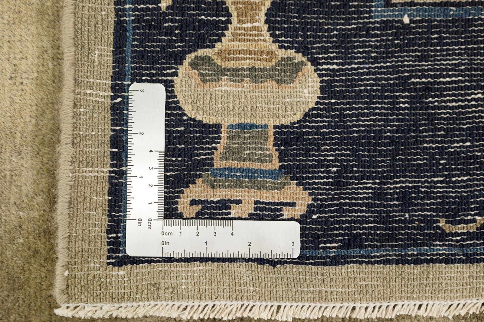 Antique Chinese Rug, 265 × 184cm, Circa 1920s photo vintage