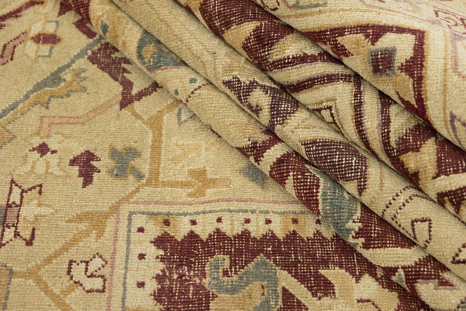 photo furniture Antiek Indiaas Amritsar-tapijt, 425 × 315 cm, ca. 1900s