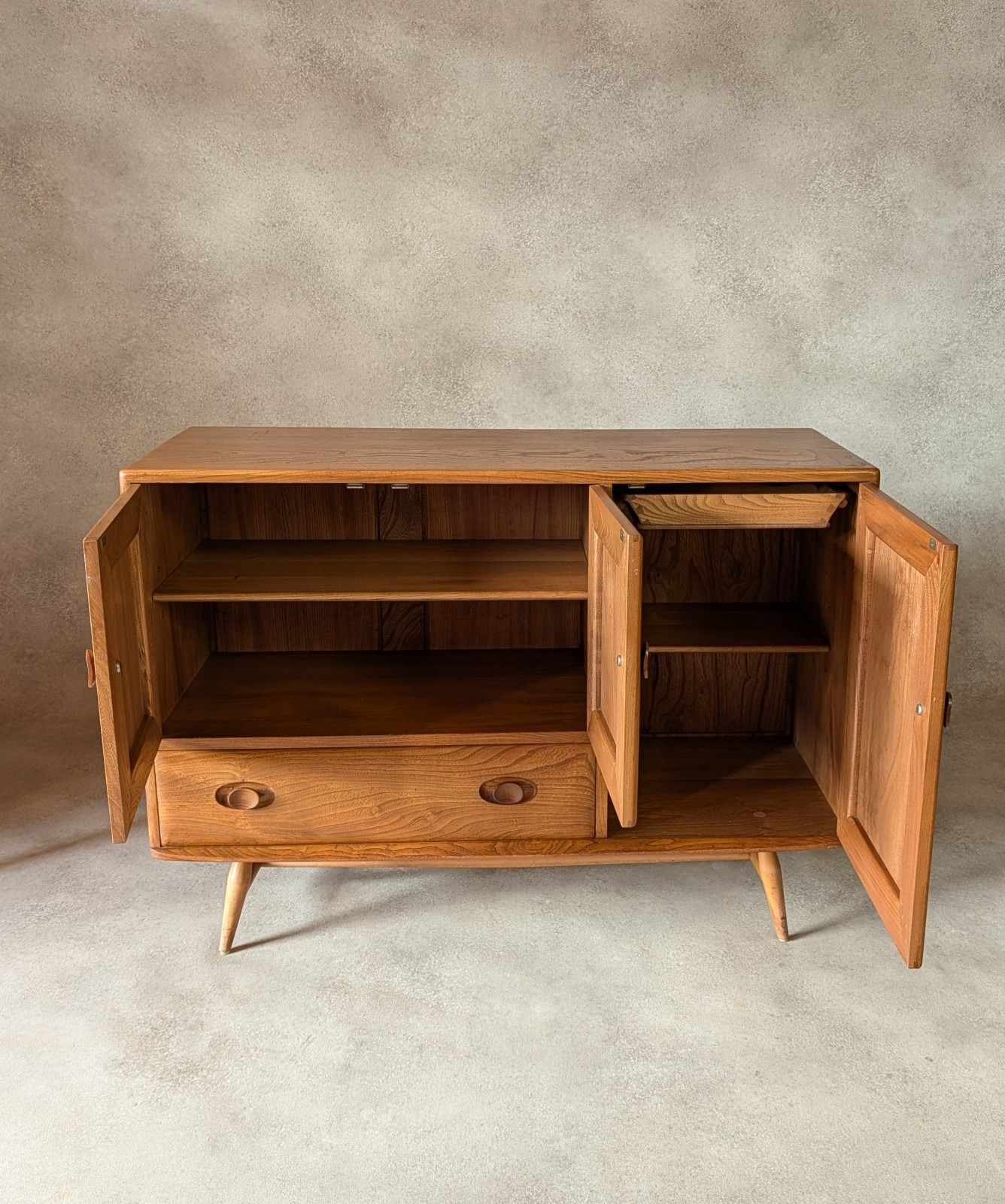 Vintage Ercol 467 Blonde Elm Windsor Sideboard 1960s photo Furniture