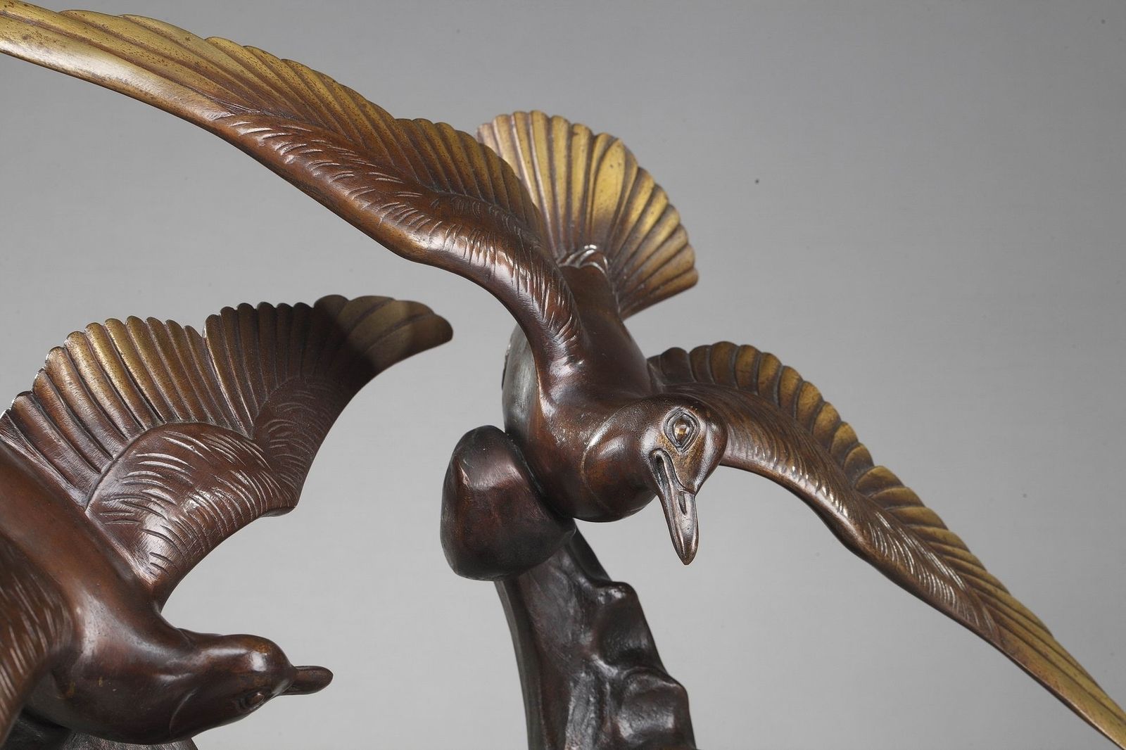 Art Statue en bronze « Flying Gulls » par Enrique Molins (espagnol, 1893-1958) photo