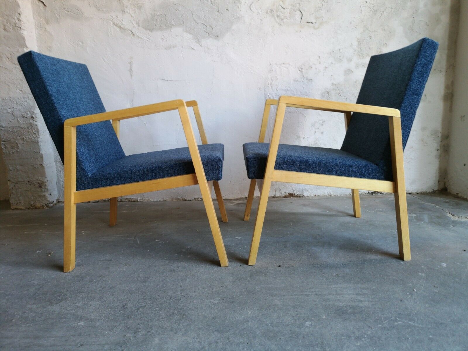 A Vintage Pair Of Alvar Aalto 54/404 Padded Hallway Armchairs photo Furniture
