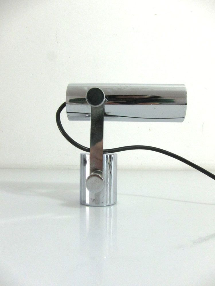 Chroom En Metalen Vintage Tafellamp Uit De Jaren Zestig photo 280.0