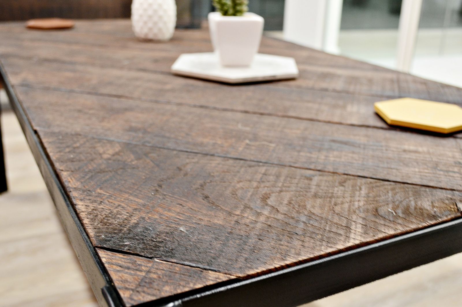 Angolo Character Oak Coffee Table photo furniture