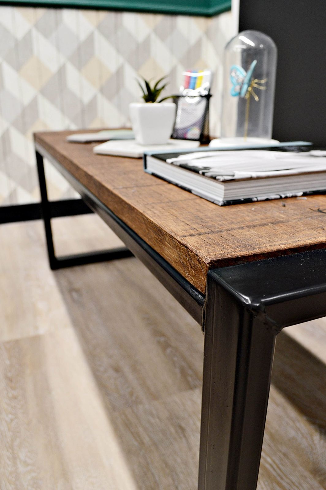 Tavola Character Oak Coffee Table photo furniture