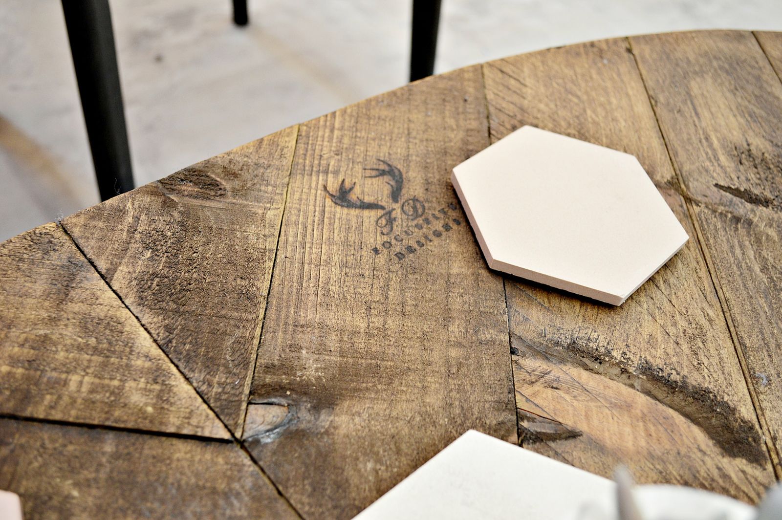 Ovale Reclaimed Wood Coffee Table photo furniture