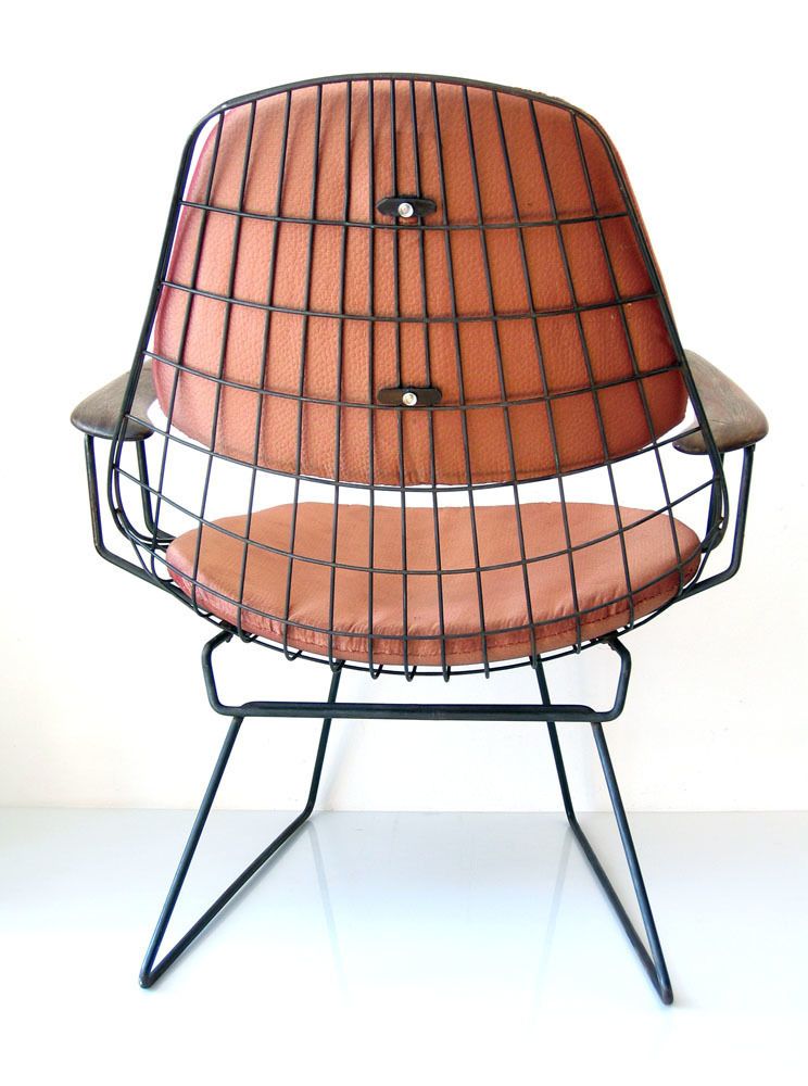 2 Cees Braakman Fm06 Pastoe Vintage Relax Chairs photo Meubels