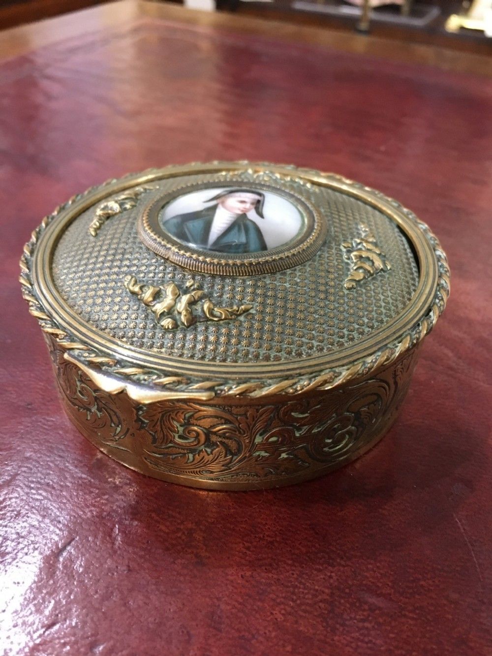 French Empire Brass Table Snuff Box Inset With Paris Porcelain Plaque Of Gentleman C19th photo furniture