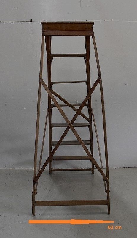 photo vintage Foldable Beech Work Stool   1940s