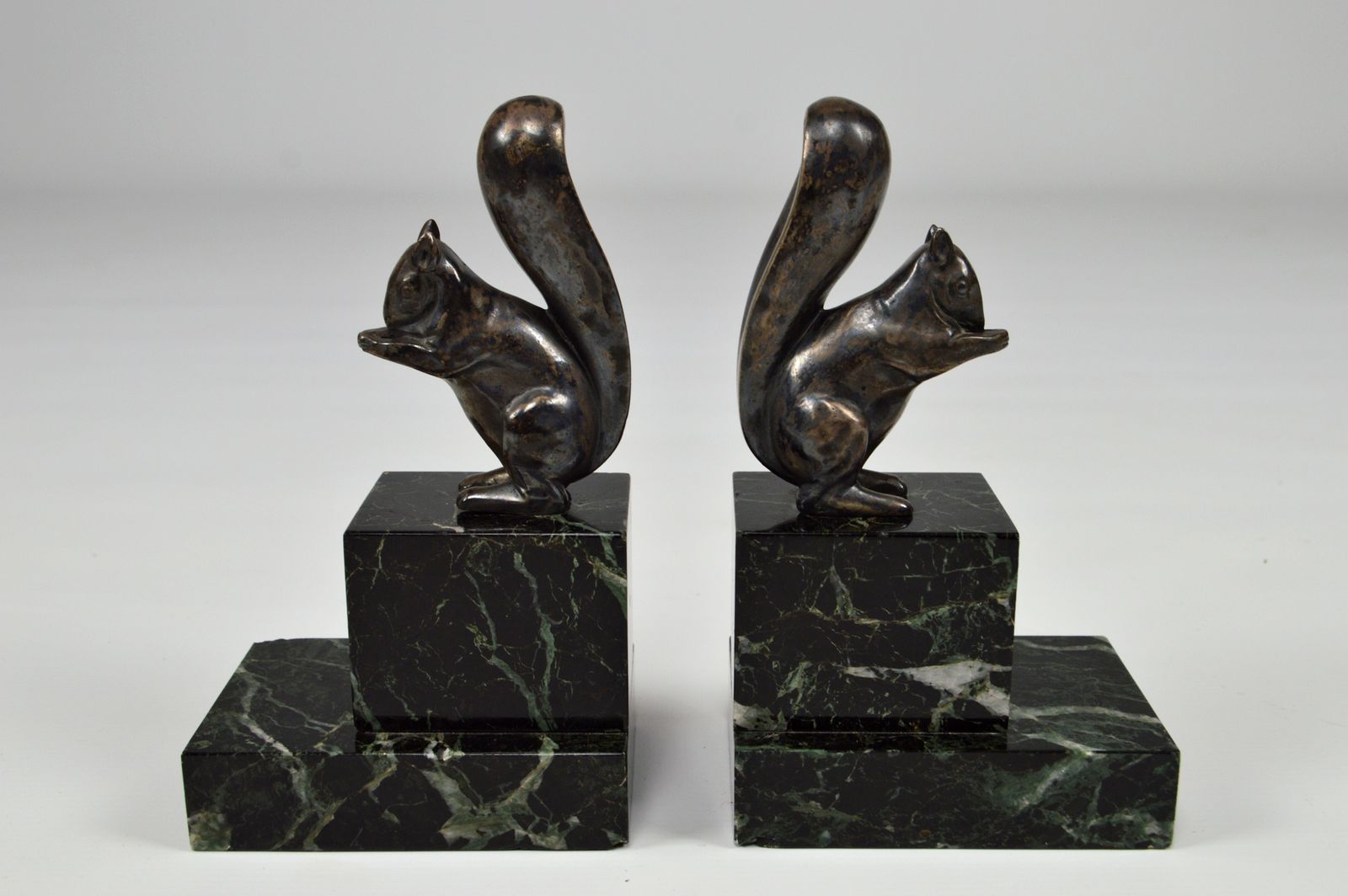 Art Deco Squirrels Bookends, Bronze, Marcel Guillemard, France, Circa 1930