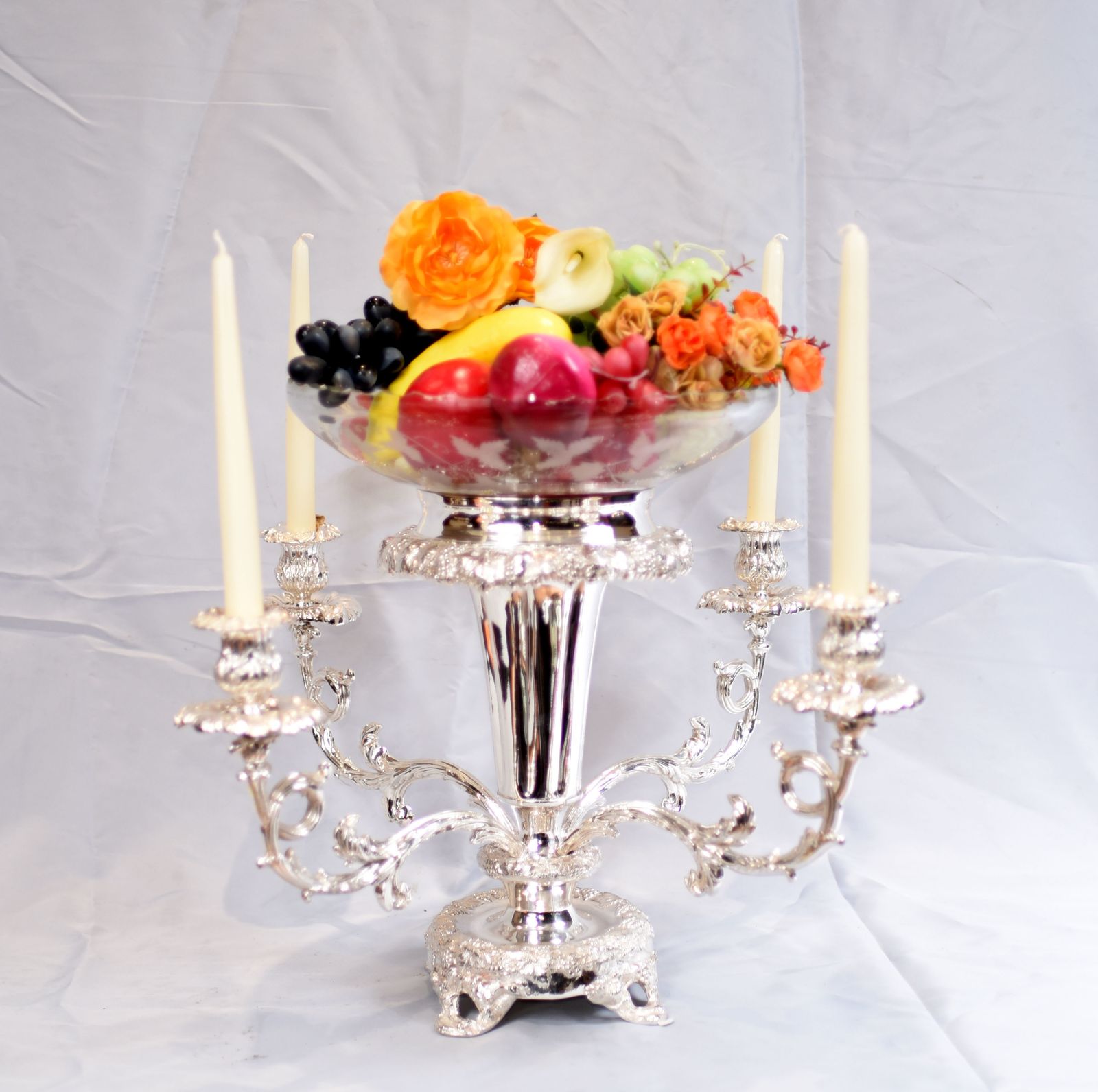 photo vintage Sheffield Silver Plate Candelabra Centrepiece   Plated English Epergne