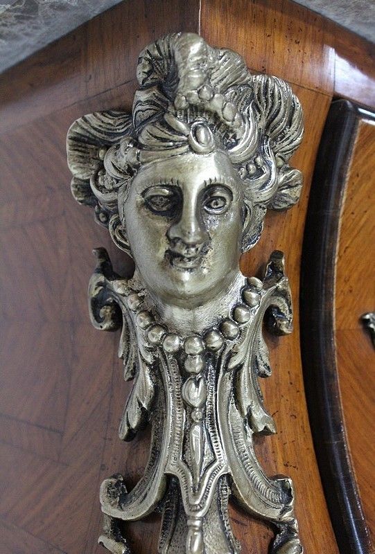 photo vintage Tombeau Cabinet In Blond Mahogany, Regency Style, Mid 20th Century
