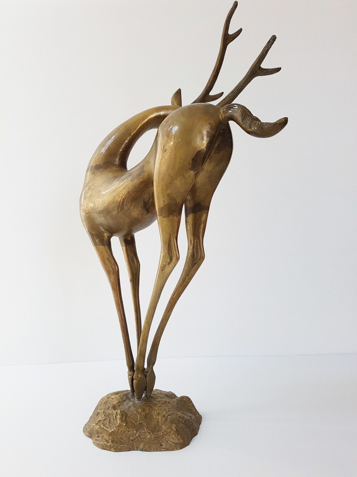Opvallend Decoratief Hert/Antilope Figuur In Danspositie, Uitgevoerd In Goudkleurig Messing. Vintage, Ca. Jaren 1970. photo vinterior