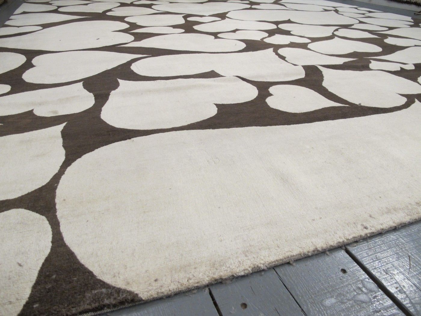 photo furniture Spectacular 'Hearts' Carpet Designed By Vivienne Westwood, 4.70m X 3.40m
