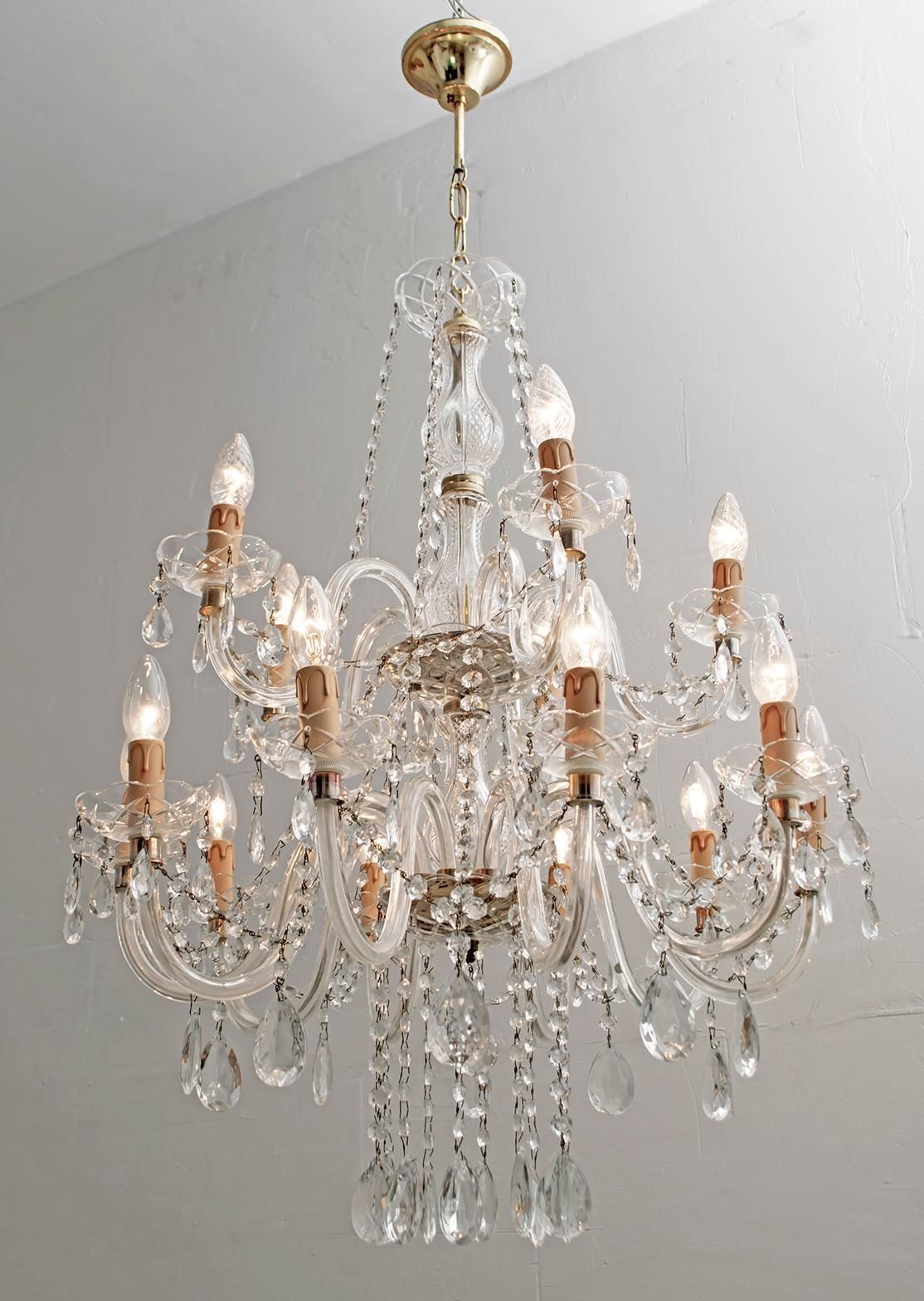 photo furniture Maria Theresa Mid Century Modern Italian 15 Light Crystal Chandelier, 1950s