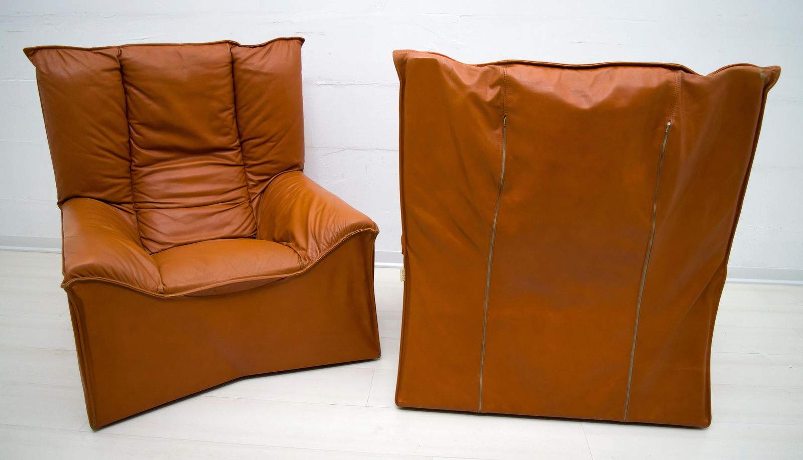 Pair Of Mid Century Modern Italian Real Leather Armchairs By Cinova, 1964s photo Furniture