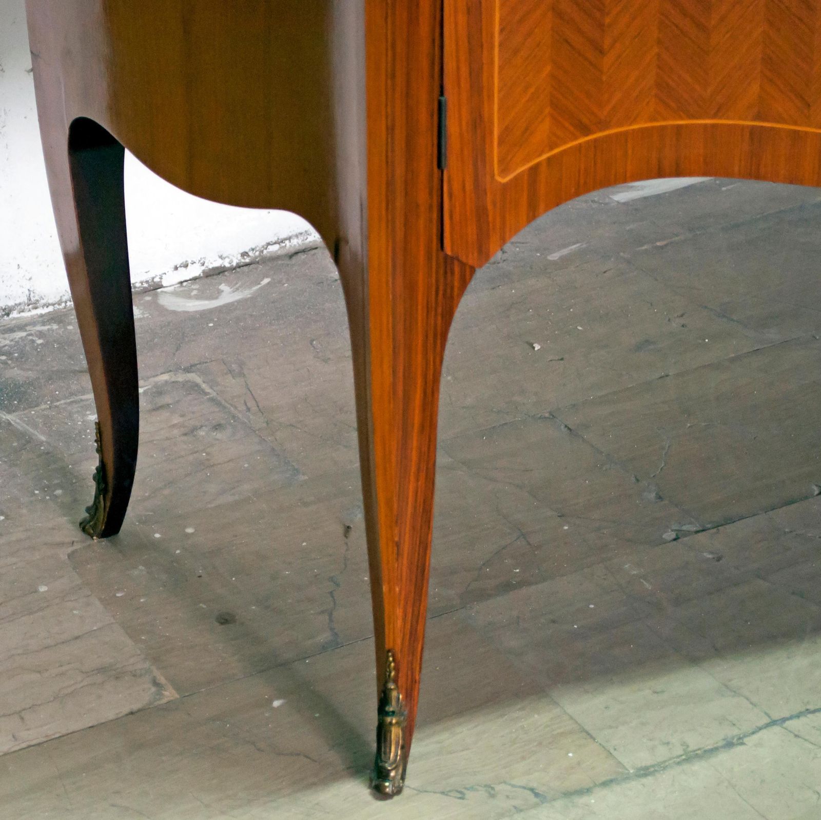 Leopoldo Malberti Mid Century Modern Italian Rosewood Bar Cabinet, 1950s photo for sale