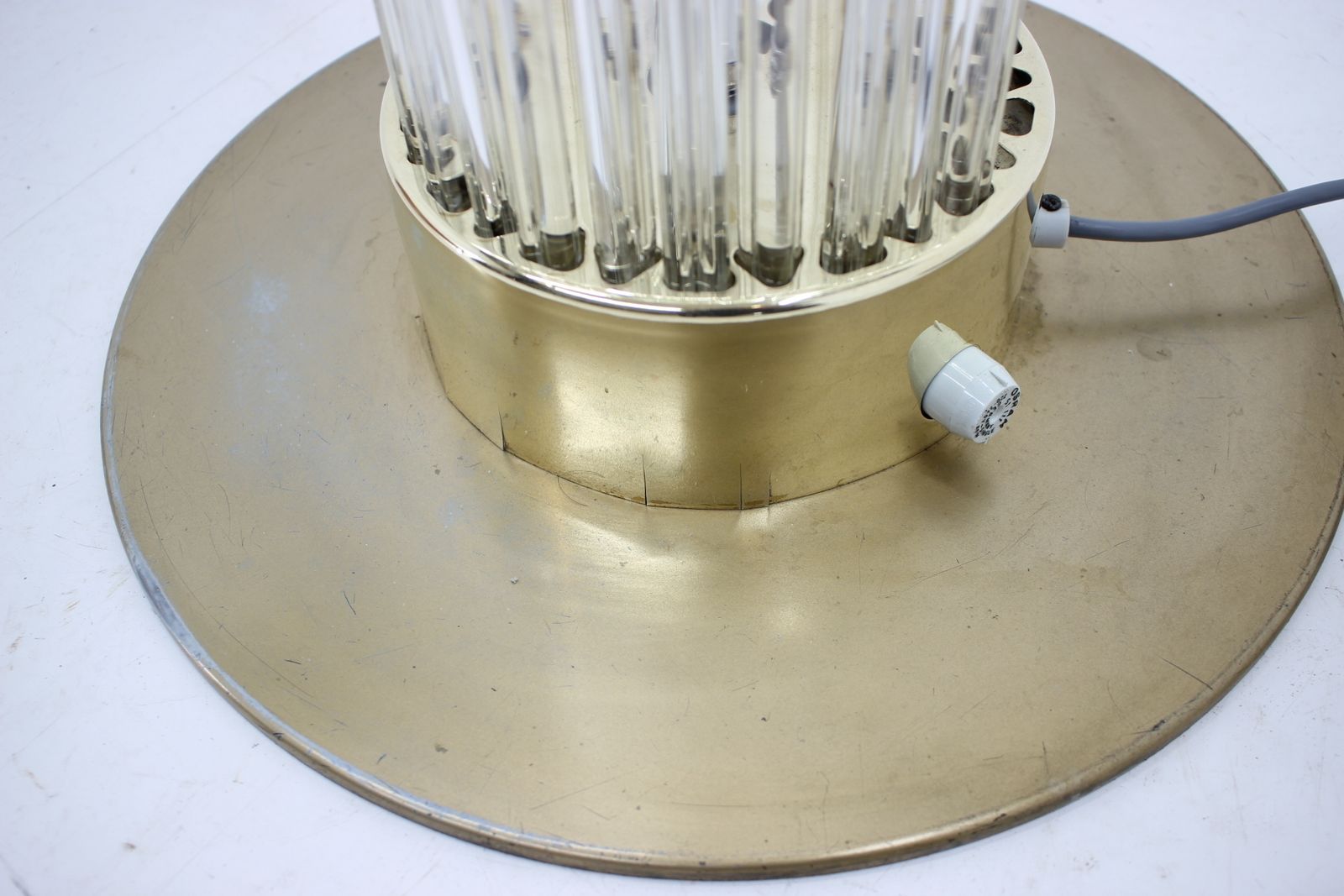 Mid Century Vloerlamp Van Messing En Kunstglas, Zeldzaam Ontwerp – Kamenický šenov/Preciosa, Ca. Jaren 1960. photo 2663.0