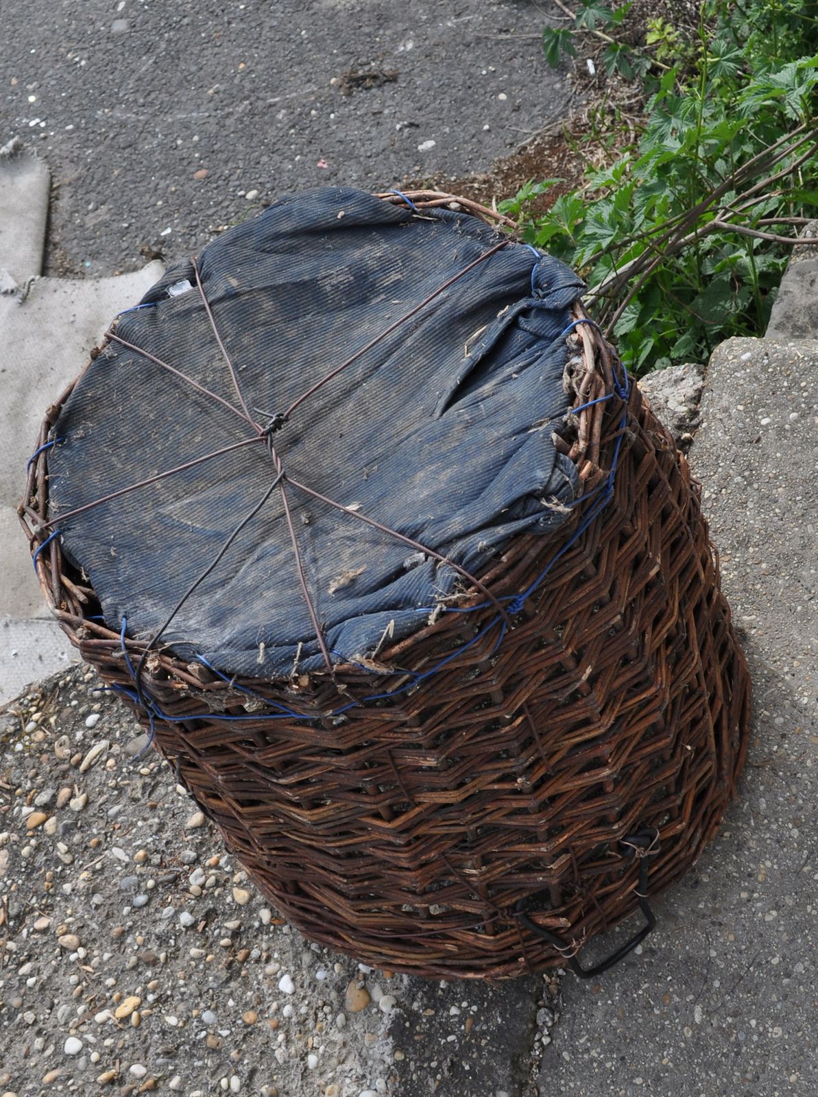 Antique Hungarian Basket photo 238.0