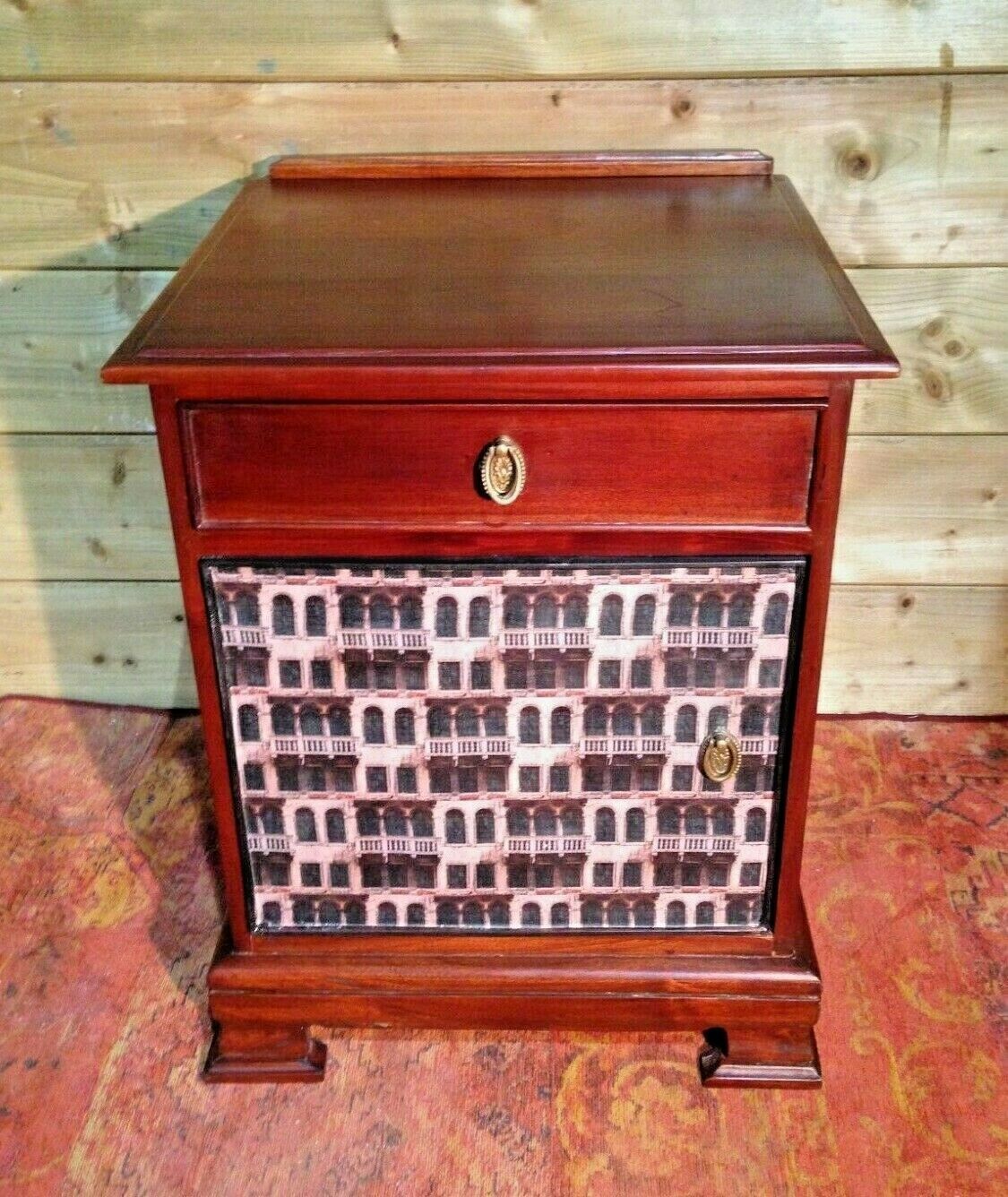 Vintage Solid Mahogany Bedside Cabinet / Bedside Table