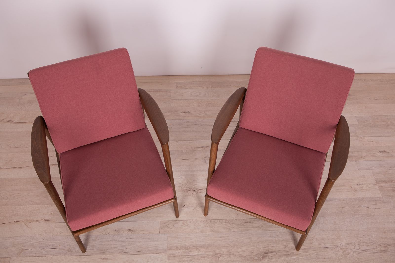 Model 300 139 Armchairs From Swarzędzka Furniture Factory, 1960s, Set Of 2 photo furniture