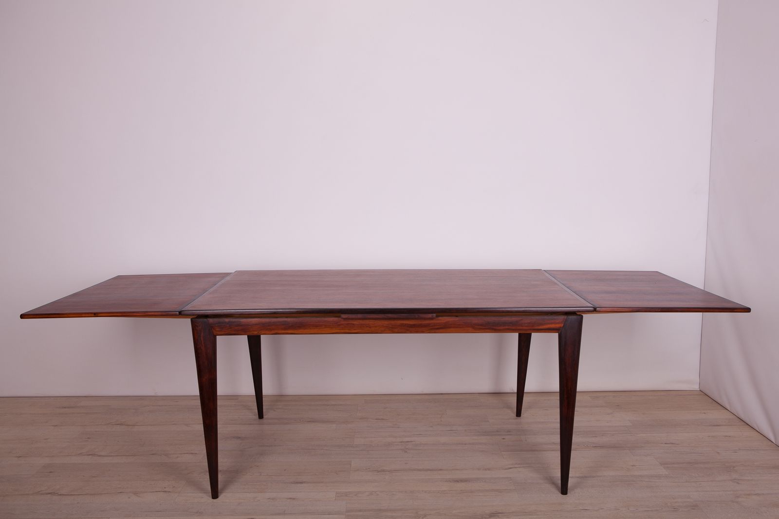 Model 254 Rosewood Dining Table By Niels Otto Møller For J.L. Møllers, 1950s photo vinterior