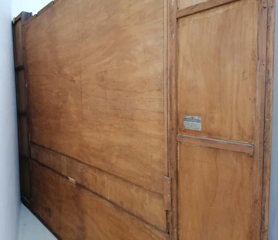 photo for sale Guglielmo Ulrich Mid Century Modern Italian Walnut Mirrored Sideboard, 1940s
