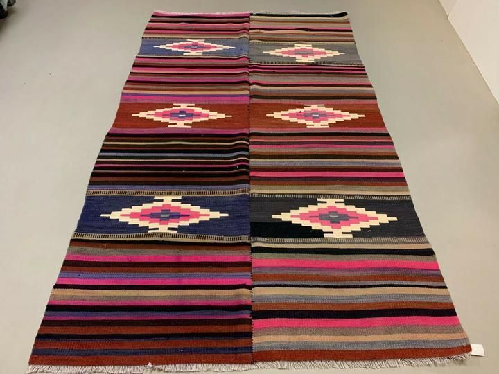 Vintage Turkish Kilim 270x160 Cm Wool Kelim Rug Large Purple, Pink, Black photo furniture