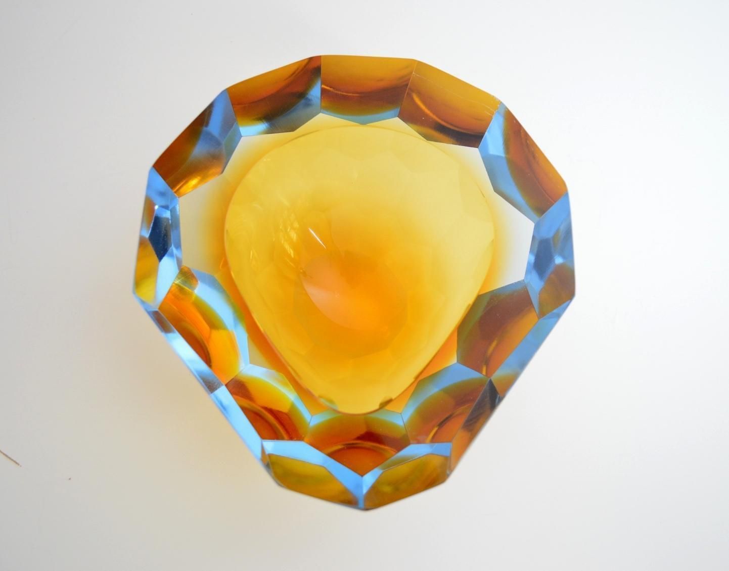 Murano Sommerso Ashtray By Flavio Poli, 1950s photo vinterior