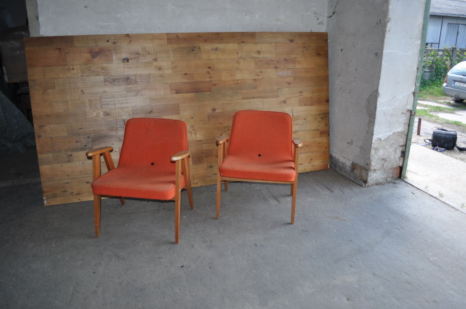 Pair Of Mid Century Orange Armchair 60s photo 616.0