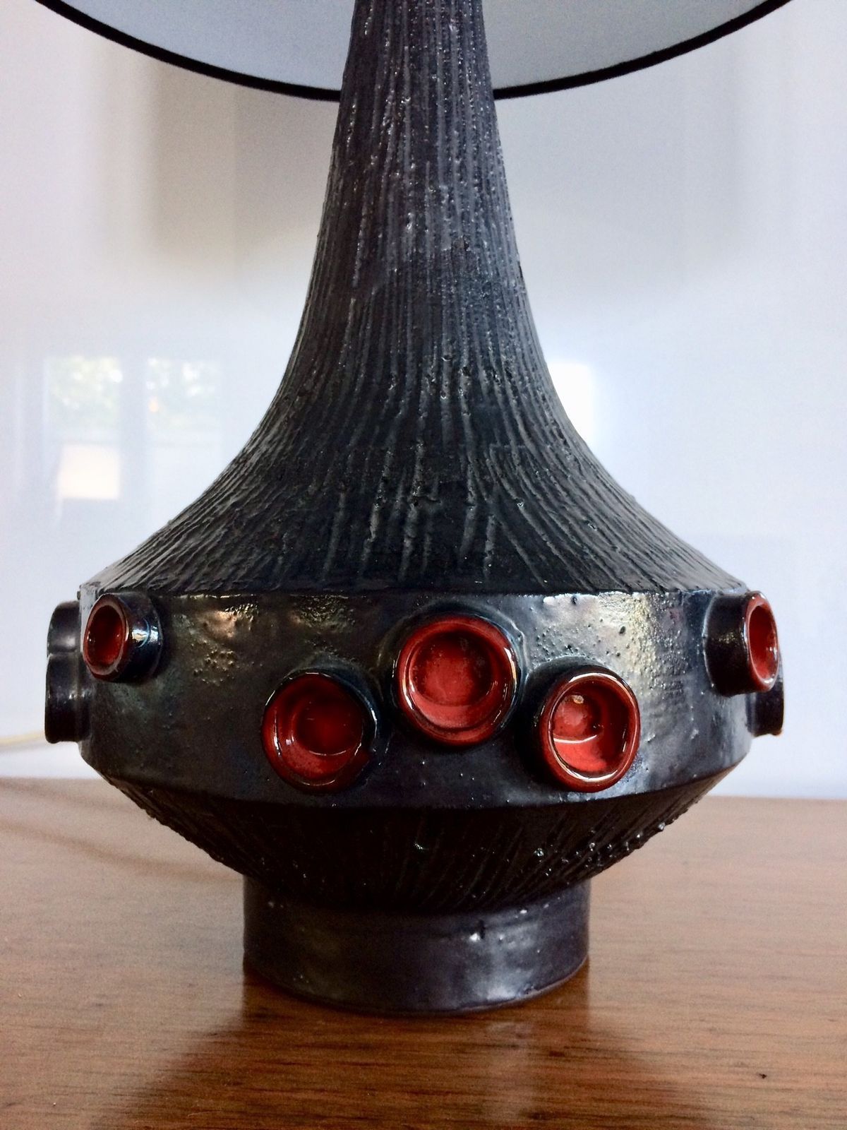 Belgische Art Pottery Tafellamp Van Perignem, Ca. Jaren 1960 – Ontwerp Rogier Vandeweghe photo buy